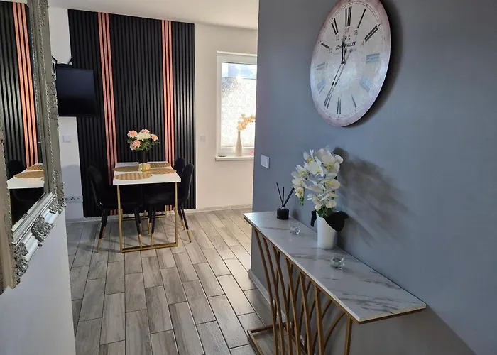 Apartament Cinema